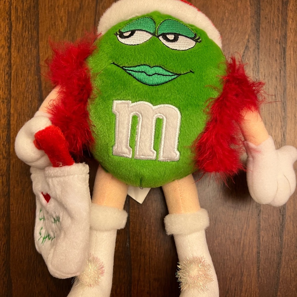 Green M&M’s I Love Shopping Christmas Ornament 🎄 - Picture 9 of 10